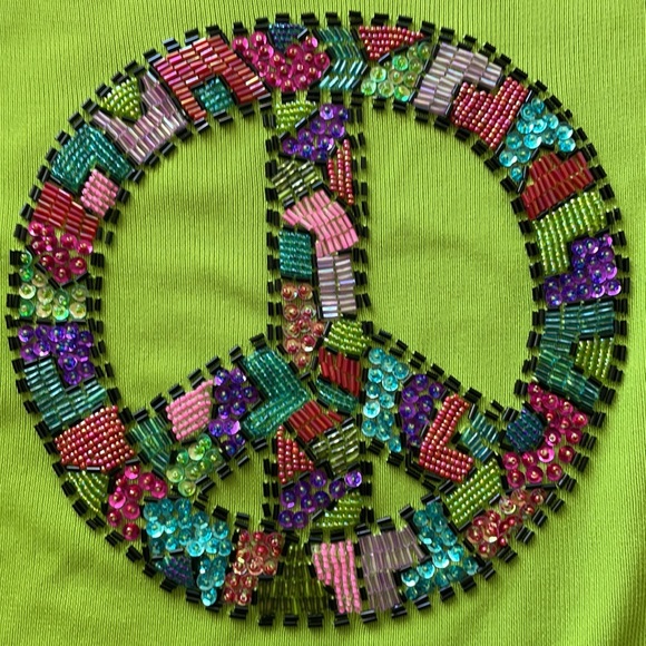 Lime green sleeveless tank beaded w peace sign - Picture 2 of 3